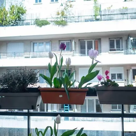 A 20e Apartment